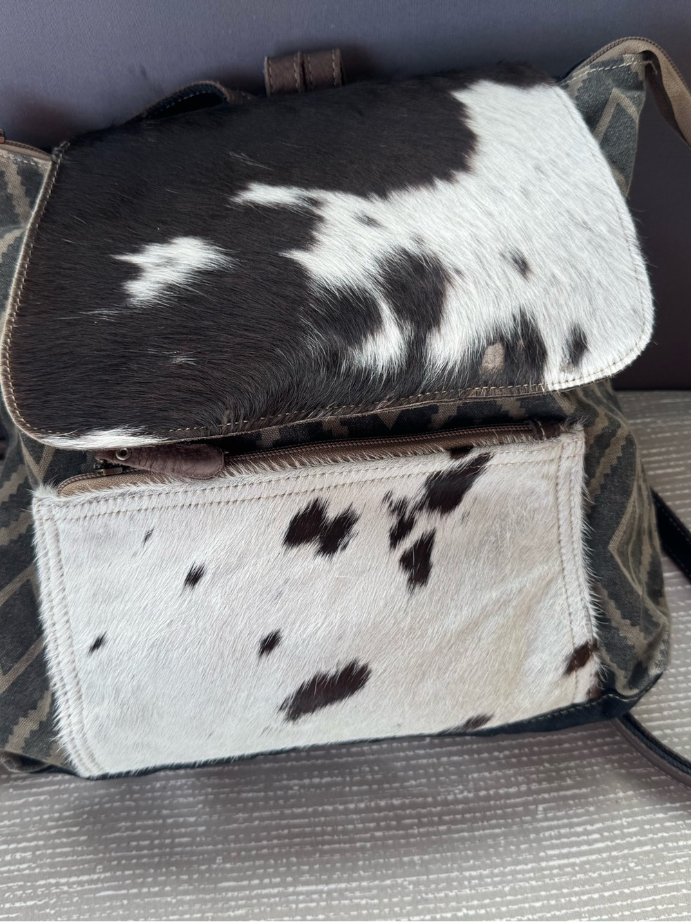 Myra Bag Large Black & White Cowhide Messenger Backpack GUC😊😊